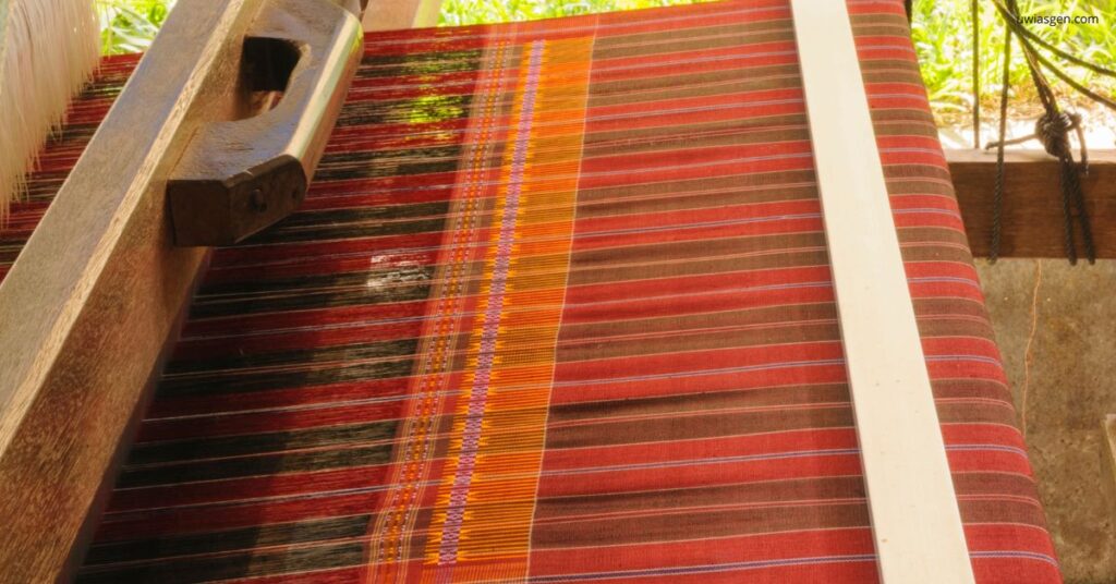 Sejarah dan Filosofi Kain Tenun Indonesia: Warisan Budaya Bernilai Tinggi kain tenun indonesia