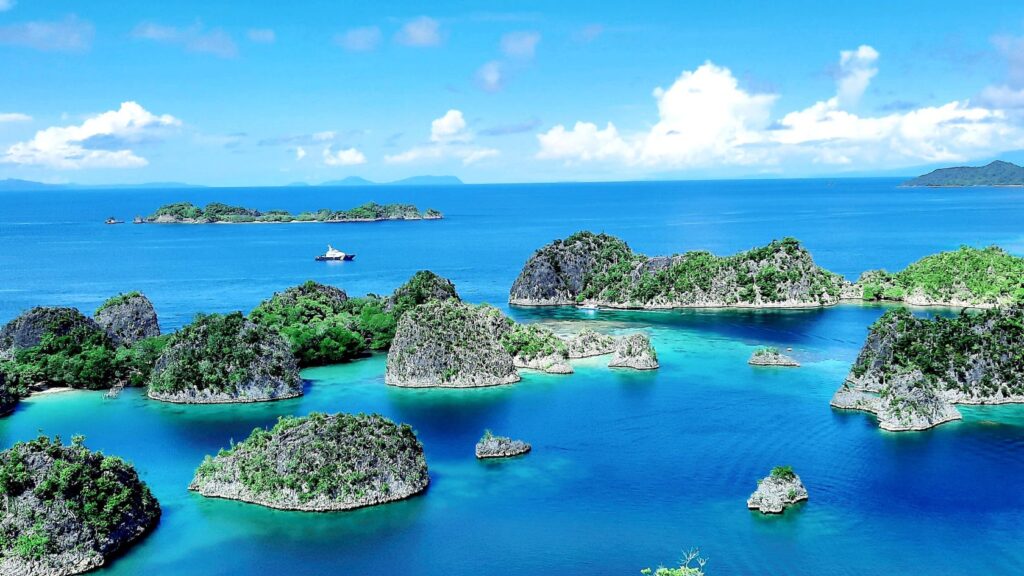 Surga Tersembunyi Indonesia: Destinasi Alam yang Jadi Incaran Traveler Global surga tersembunyi