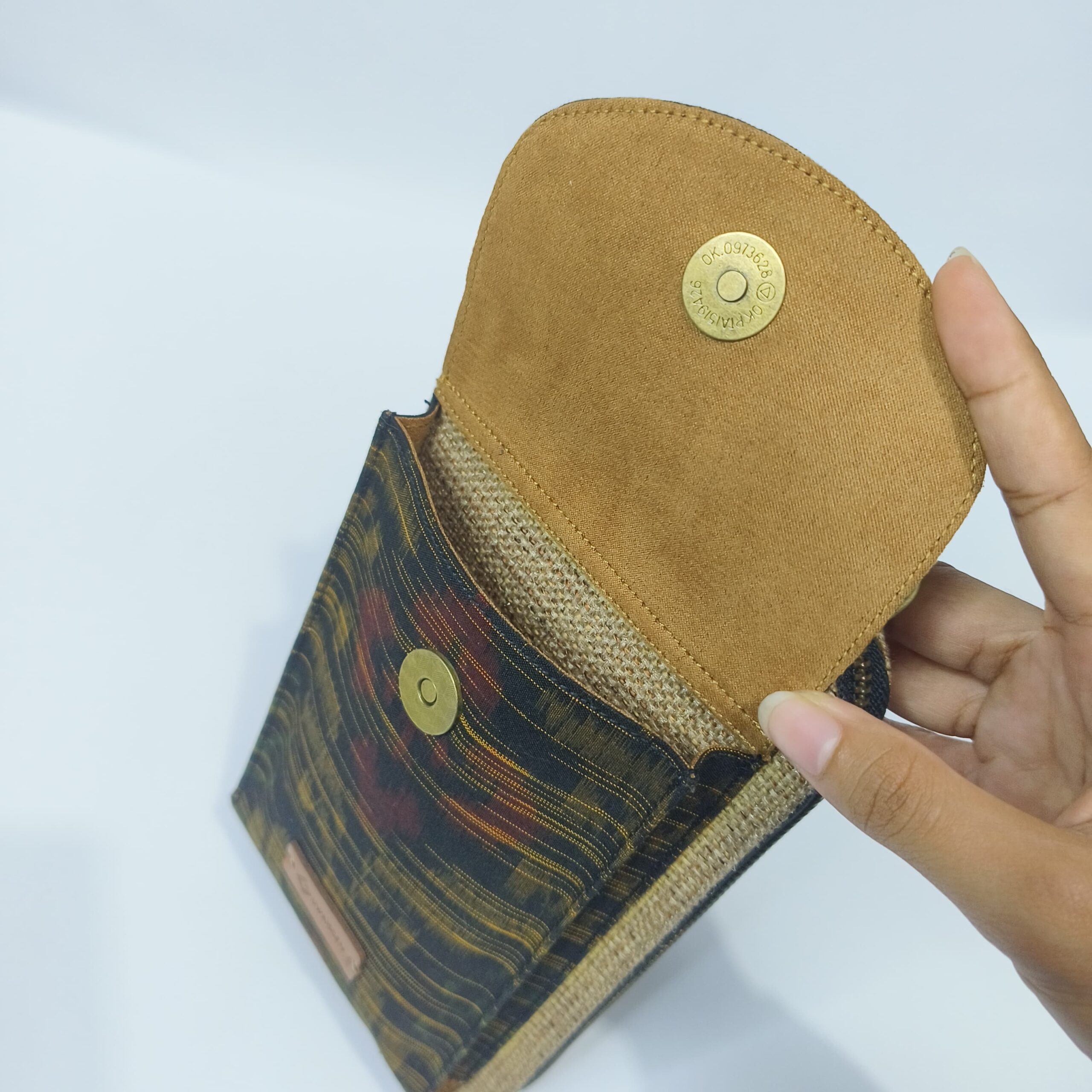 eva slingbag tas selempang goni etnik bali eva slingbag tas selempang goni etnik bali