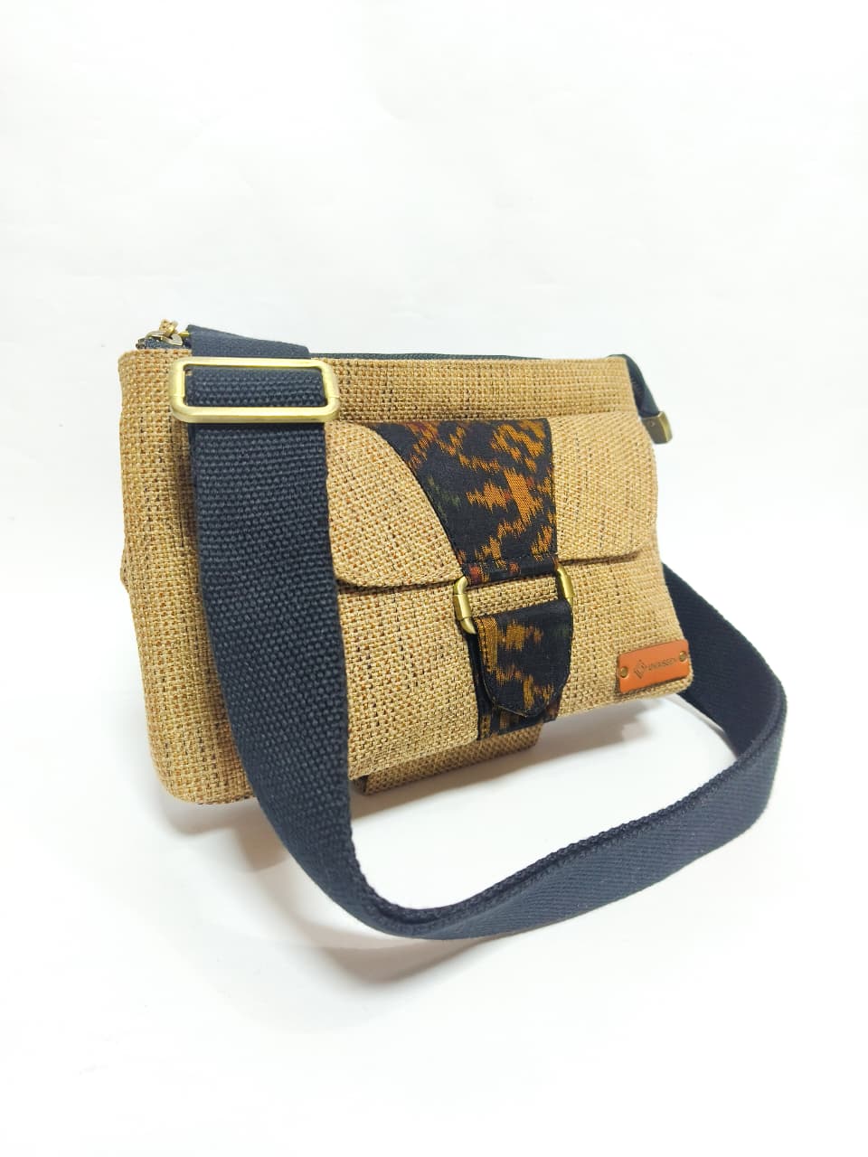 enzi slingbag tas selempang endek etnik bali enzi slingbag tas selempang endek etnik bali